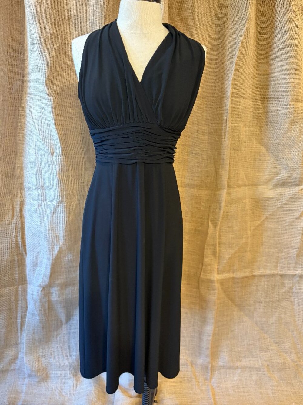 Jones Wear Black Halter Ruched Waist Midi Dress Size 4
